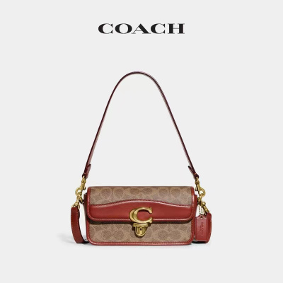 COACH ޢ STUDIO BAGUETTEϵִ 1558Ԫ