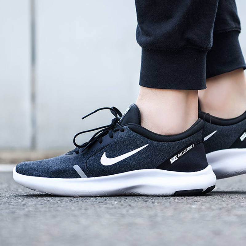 aa7406 nike