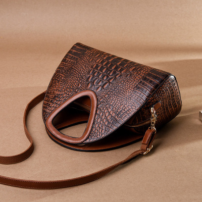 女包新款欧美时尚跨境bags单肩斜挎压纹软皮中年复古手提包