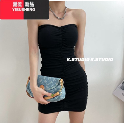 YIBUSHENG季新款法式收腰显瘦褶皱设计抹胸连衣裙高级感黑色包臀裙短裙子
