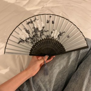 [补贴10%]中国风折叠小扇子随身携带古风汉服马面裙舞蹈新中式夏天黑色竹扇 水墨牡丹