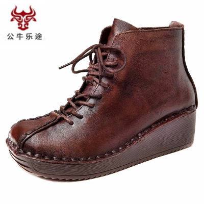 公牛乐途2020复古民族风真皮手工女鞋厚底坡跟短靴秋季新款单靴舒适软底妈妈鞋