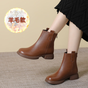 英伦风切尔西靴女真皮大码低跟软底羊毛款时装靴秋冬新款