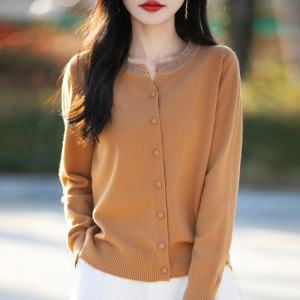 安迪绒开衫女烫钻圆V领针织衫女早春秋新款外套小衫上衣洋气毛衣