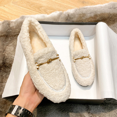 七色王国毛毛鞋女冬外穿2020新款懒人加绒豆豆鞋底冬季棉鞋大码女鞋41一43休闲鞋