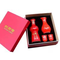 剑南春 珍藏级剑南春小酒礼盒 52度100ml带酒具 新老版本年份随机