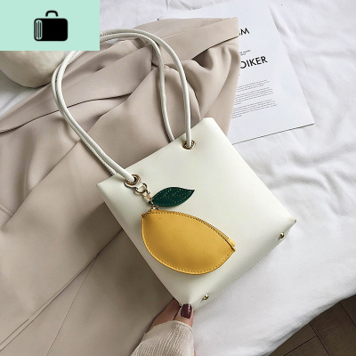 夏季简约小众包包女2020新款潮单肩包女百搭腋下小方包时尚托特包NEW LAKE女士单肩包