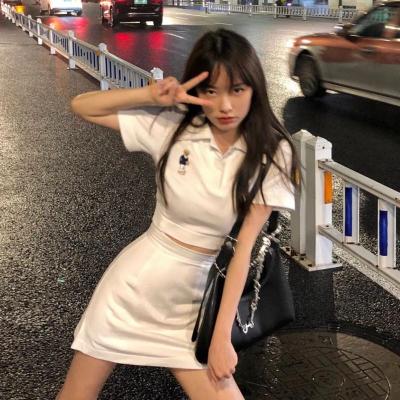 枫述大码女装春夏新款辣妹风套装胖妹妹polo领短款上衣+半身裙两件套