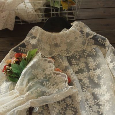 恋名媛大码秋冬季新款大翻领蕾丝衫喇叭袖长袖荷叶领打底衫刺绣小衫女仙大码女装