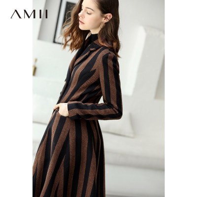 Amii极简学院风时尚条纹毛呢外套2018冬新款长款翻领双排扣外套