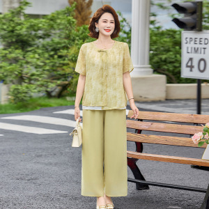 2026年女装新款妈妈装夏季薄款套装女时尚中老年女休闲50岁两件套
