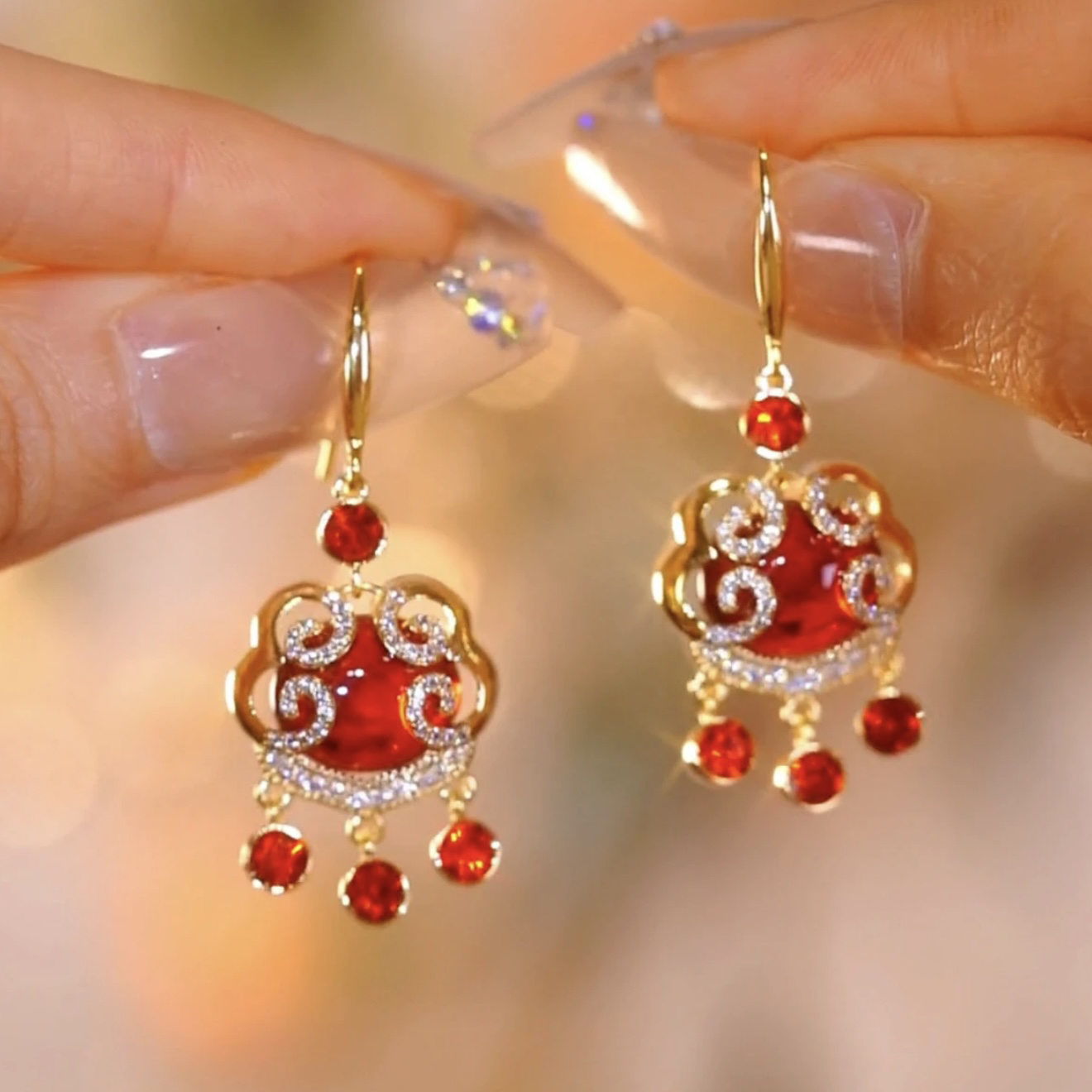 新年小众设计感红色平安锁耳环秋冬气质百搭如意长命锁高级感耳饰送女朋友老婆情人节七夕生日礼物