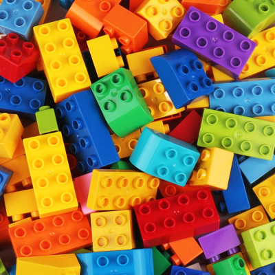 智扣儿童大颗粒积木男孩女孩动脑益智力拼装模型城堡宝宝兼容拼插玩具