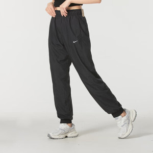 耐克(NIKE)裤子女裤新款运动裤健身训练跑步锻炼休闲时尚梭织长裤FV7669-010 ZP