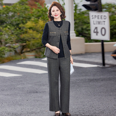 春装妈妈套装女时尚休闲女装中年人三件套春秋新款衣服40-60岁女