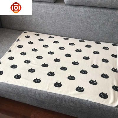 法兰绒披肩毯办公室午睡毯夏季白咪小毛毯盖腿毯子珊瑚绒毯子三维工匠