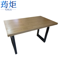 荺炬餐桌1300*750*750mm 张