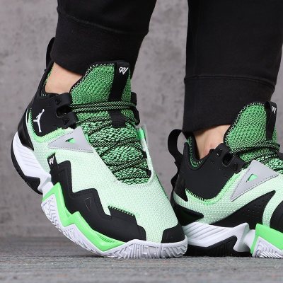 Nike耐克男鞋2021春季新款正品运动缓震场上篮球鞋CJ0781-103