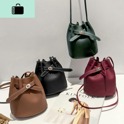 女士单肩包2019新款夏季小水桶包斜挎包荔枝纹女包休闲新款女士包NEW LAKE