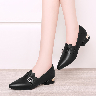 百年纪念尖头单鞋女黑色乐福鞋2020新款春秋低跟皮鞋牛皮一脚蹬工作鞋软底妈妈鞋22782273