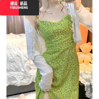 YIBUSHENG梨型身材胖mm牛油果巨显白复古显瘦小众碎花吊带开叉微胖连衣裙子