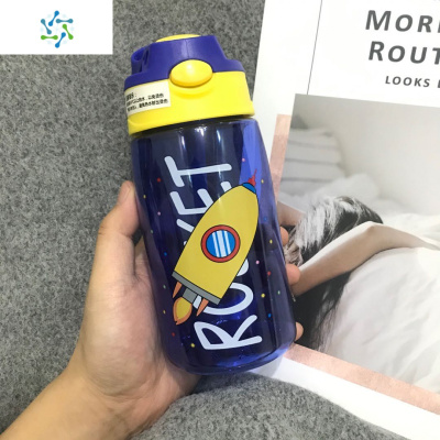 简约儿童吸管水杯男女可爱小学生防摔防漏幼儿园便携塑料清新杯子三维工匠