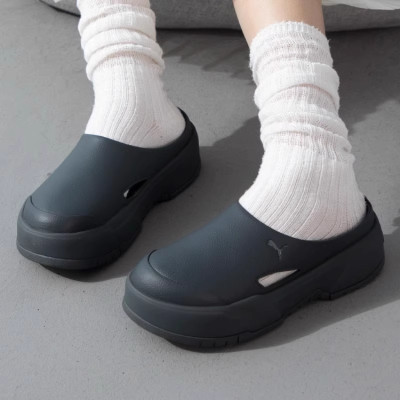 彪马(PUMA)女鞋新款户外运动鞋沙滩鞋舒适透气休闲拖鞋395249-03 ZP