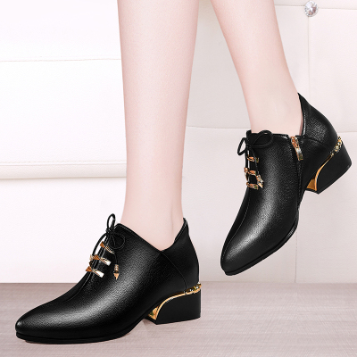 欧雅玲珑单鞋女2020新款秋季女鞋时尚百搭中跟黑色皮鞋妈妈鞋98153