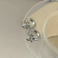 S999纯银耳扣简约百搭耳环女高级感轻奢蝴蝶结耳饰批发送女友礼物送女朋友老婆情人节七夕生日礼物