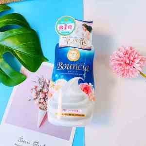 牛乳石硷沐浴露 美肌优雅花香持久新版480ml