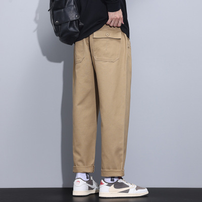 卡其色后袋装饰休闲裤男直筒锥形裤肌理感面料春夏透气通勤长裤