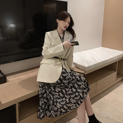 语娄早春洋气小个子气质御姐炸街网红高级感职业韩版西装两件套装裙女2021西装