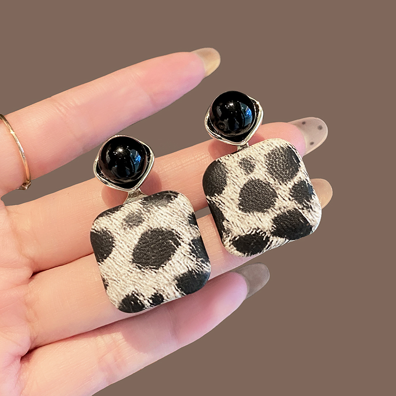 复古港风方形豹纹耳钉轻奢高级感气质大气耳环2024新款耳饰女送女朋友老婆情人节七夕生日礼物