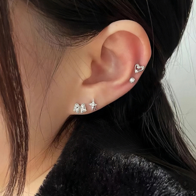 S925纯银爱心蝴蝶结小钻耳钉女ins风时髦精致耳环耳骨钉百搭送女朋友老婆情人节七夕生日礼物