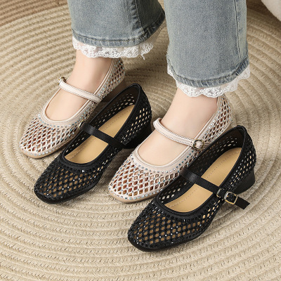 2026年新款时尚百搭洞洞凉鞋一字带单鞋小香风舒适感镂空玛丽珍鞋