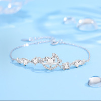 梦幻星月S999纯银手链小众精致简约手环高颜值手饰520送女友闺蜜送女朋友老婆情人节七夕生日礼物