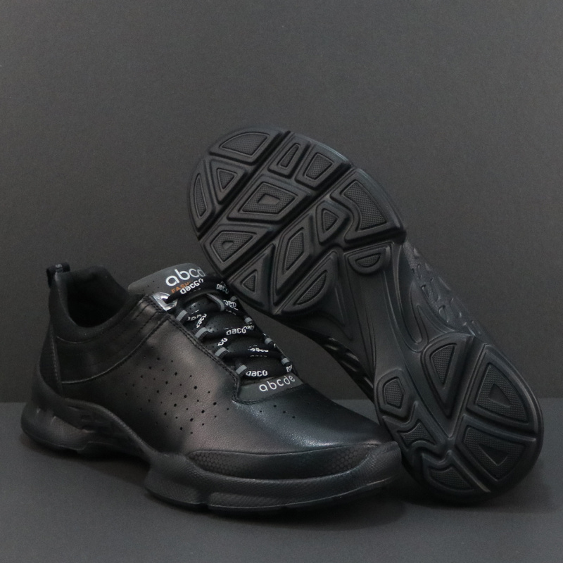 真皮运动鞋男新款秋季轻便透气黑色百搭休闲皮鞋户外旅游跑步