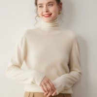 一线成衣山羊绒秋冬新款女修身堆堆领卷边短款内搭毛衣针织打底衫