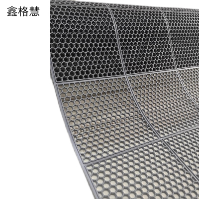 鑫格慧 室外镂空防滑地垫牛筋蜂巢防水橡胶地毯 1.2米宽5米长 块