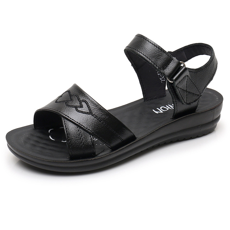 新款牛皮绣花女式凉鞋软底轻便透气中老年女鞋奶奶鞋