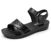 新款牛皮绣花女式凉鞋软底轻便透气中老年女鞋奶奶鞋