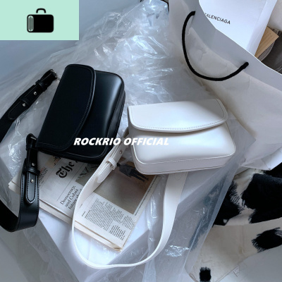 2020新款小方小众复古方形光面质感冷淡风简约翻盖宽肩带女斜挎包NEW LAKE