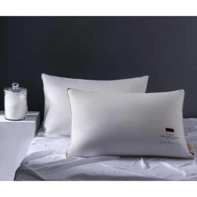 高端俄罗斯五星级酒店鹅绒枕头羽绒枕芯云端睡感95%白鹅绒枕