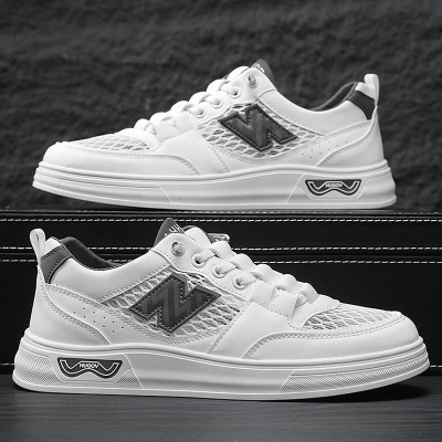 新款休闲男鞋户外运动板鞋时尚平跟拼色百搭日常舒适透气男士潮鞋