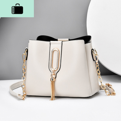 上新女士今年流行的小包包女包2020新款潮质感洋气百搭水桶斜挎包NEW LAKE女斜挎包