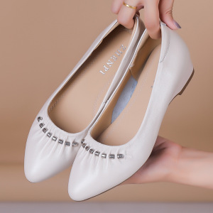 真皮鞋女25秋新款尖头浅口一脚蹬乐福鞋简约优雅串珠四季配裙单鞋