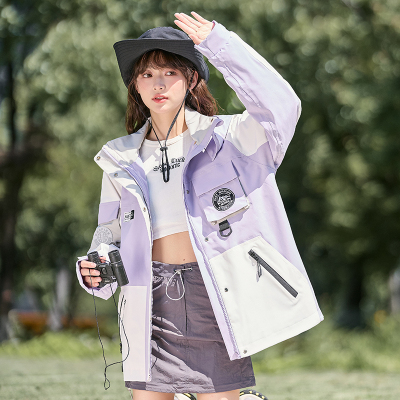 [3件8.5折220.9元,叠加优惠券]唐狮新款连帽女外套户外春秋季防水冲锋少年上衣运动山系潮