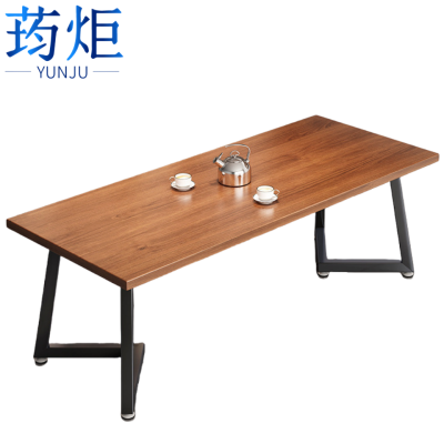 荺炬.餐桌