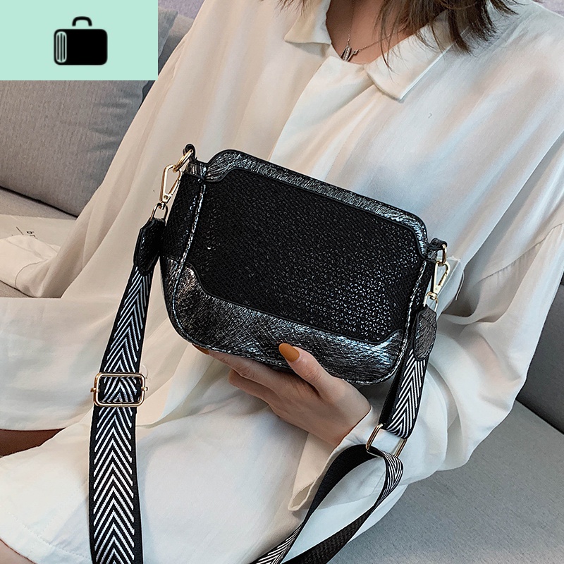 网红ins超火大容量亮片包包女2020新款潮百搭单肩斜挎时尚小方包NEW LAKE女斜挎包
