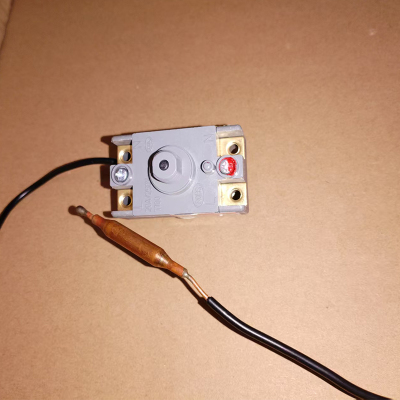 帮客材配倍科电热水器BEH-60CL1限温器 热断路器(液胀式)****